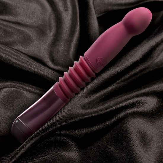 Пульсатор с рельефной поверхностью, красный Temptasia by Blush Trixie Thrusting Dildo Wine Red