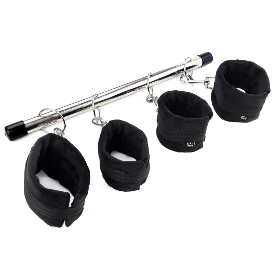 Колодка-распорка для рук и ног, черная Art of Sex Bondage Soft Touch BDSM Spreader Black