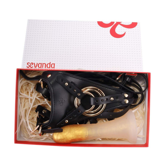 Страпон с золотым фаллоимитатором Lockink Sevanda Queen Sheba Strapon Golden Dildo