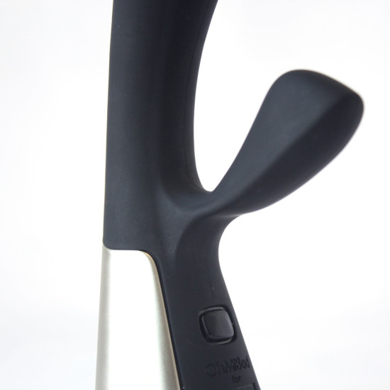 Інтерактивний вібратор-кролик чорного кольору OhMiBod Fuse for Kiiroo Black