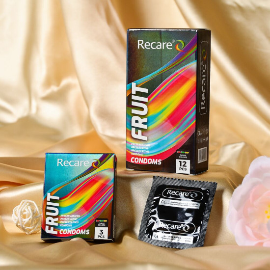 Презервативи з ароматами м'яти, банана та полуниці, 3 шт Holographic Recare Color Fruit Flavour Condoms