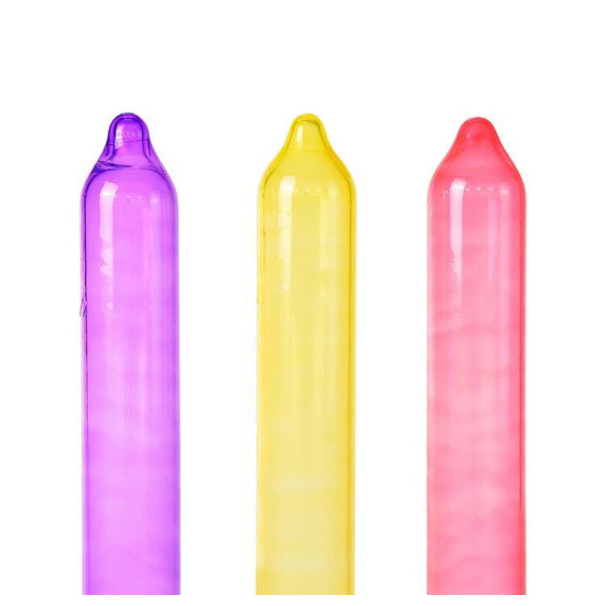 Презервативи з ароматами м'яти, банана та полуниці, 3 шт Holographic Recare Color Fruit Flavour Condoms