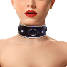 Ошейник из натуральной кожи со стразами и кольцом, черный Art of Sex Collar Ring