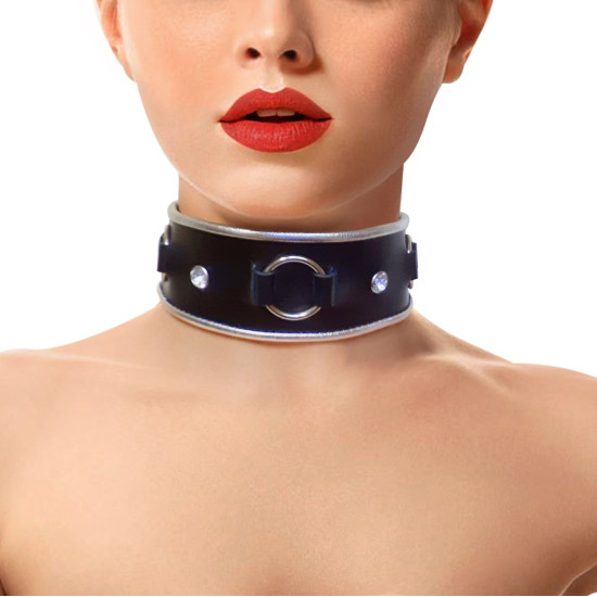 Ошейник из натуральной кожи со стразами и кольцом, черный Art of Sex Collar Ring
