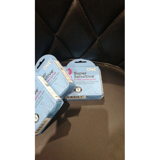 ONE Super Sensitive 3 Pack - 3 презерватива, картонная коробка (мятая упаковка)