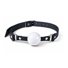 Силіконовий кляп, чорний ремінь, біла кулька Feral Feelings Silicon Ball Gag Black/White