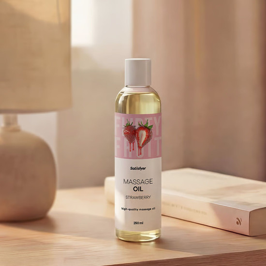 Массажное масло, клубника Satisfyer Massage Oil Strawberry, 250 ml (срок 30.04.2027)