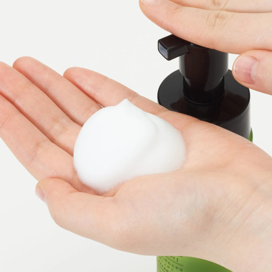Пена для интимного ухода с ароматом бергамота и горького апельсина Iroha Intimate Wash Foam Type Bergamot And Bitter Orange, 150 ml