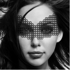 Маска на лицо из винила с клеевым креплением, без завязок Bijoux Indiscrets Erika Mask
