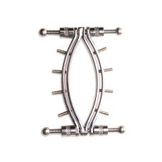 Затискач для статевих губ із регульованим тиском, Master Series Spread'Em Poker Vagina Clamp with Adjustable Pressure Screws