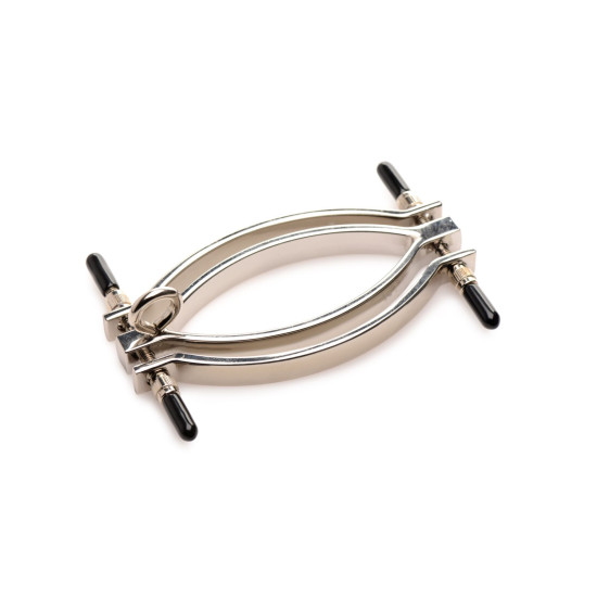 Металевий затискач для статевих губ із ланцюжком, Master Series Pussy Tugger Adjustable Vagina Clamp with Chain
